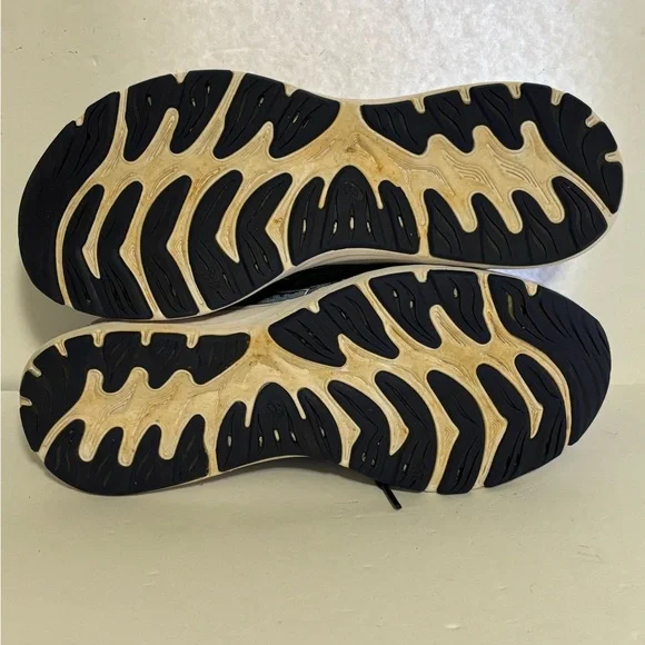 Asics Gel-Cumulus 23 Running Shoe - Picture 6 of 6